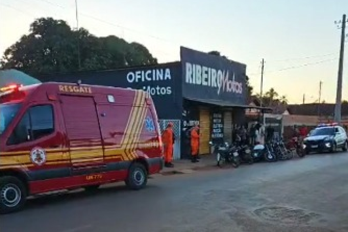 Adolescente de 14 anos é morto a tiros dentro de oficina em MT