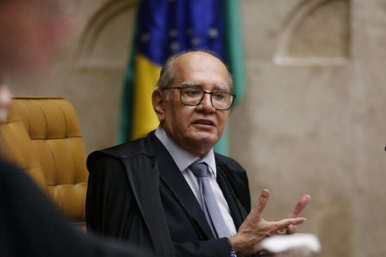 Ministro do STF, Gilmar Mendes diz que o cenário de violência requer 'compromisso dos órgãos de controle e respeito aos direitos humanos'.