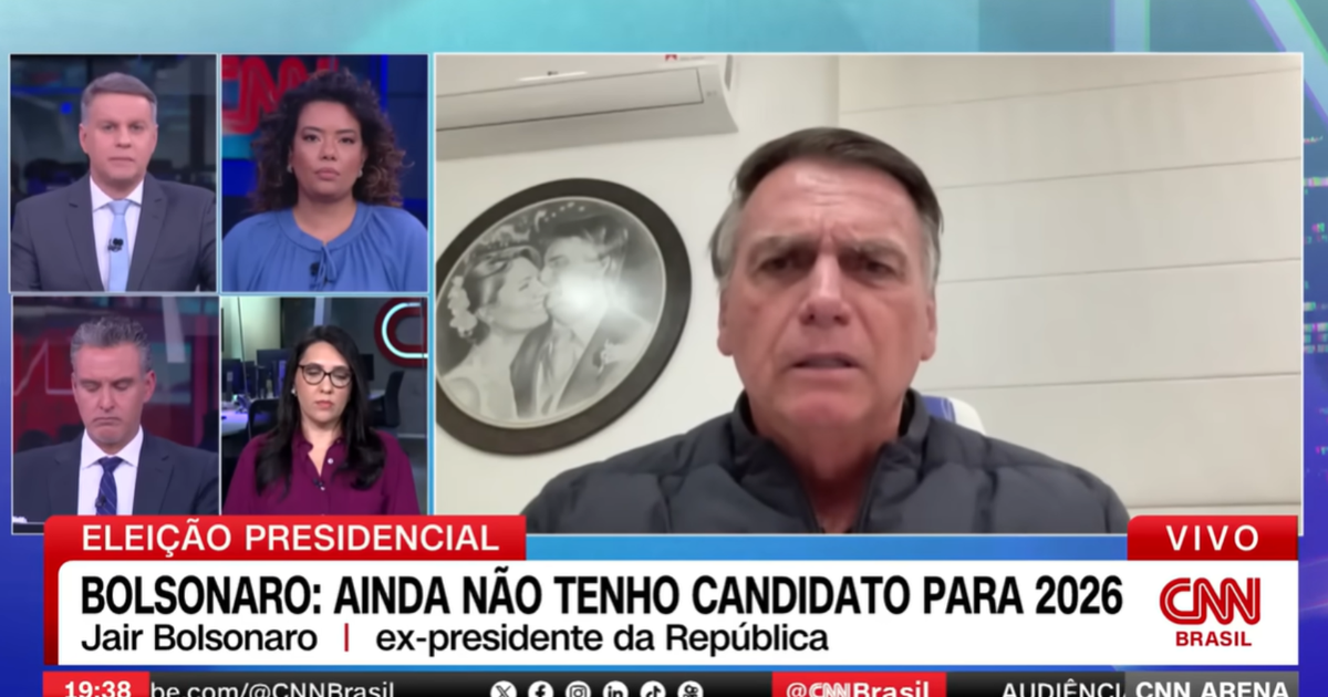 Bolsonaro grita e xinga durante entrevista ao vivo na CNN: 'Que golpe, p*rra?'