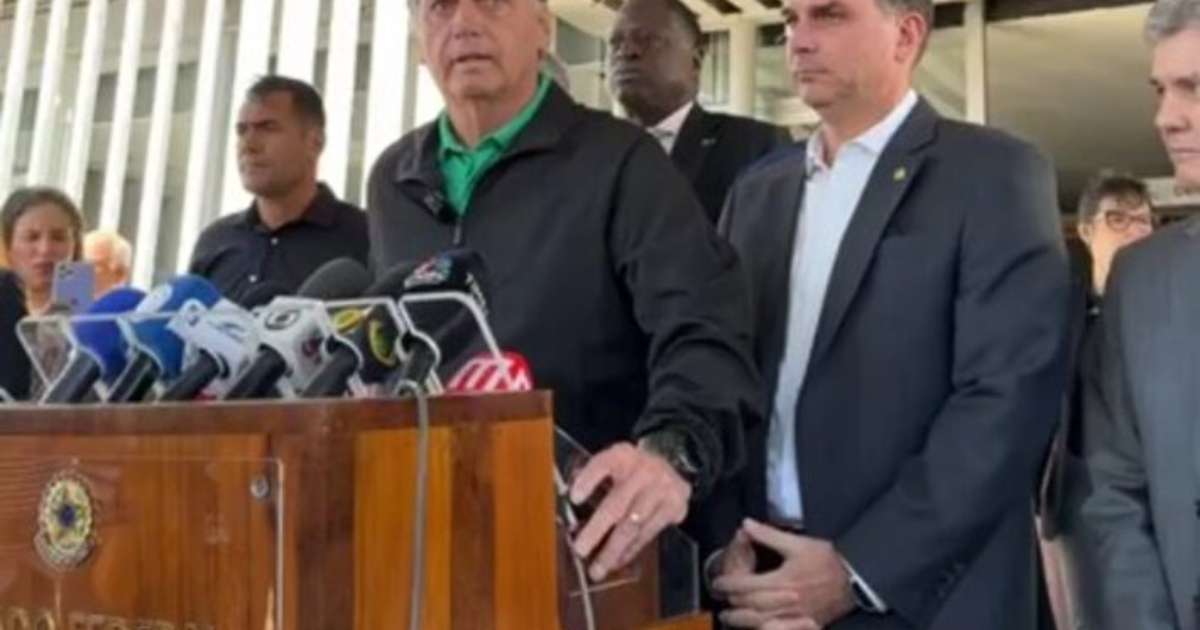 Bolsonaro sobre pedir prisão domiciliar se condenado: 'Não peço nada, sou inocente'