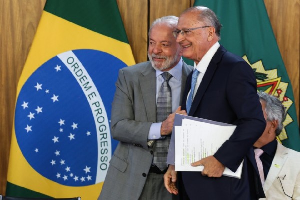 A 10 dias do início do “tarifaço de Trump, saiba quais são as medidas estudadas pelo Brasil