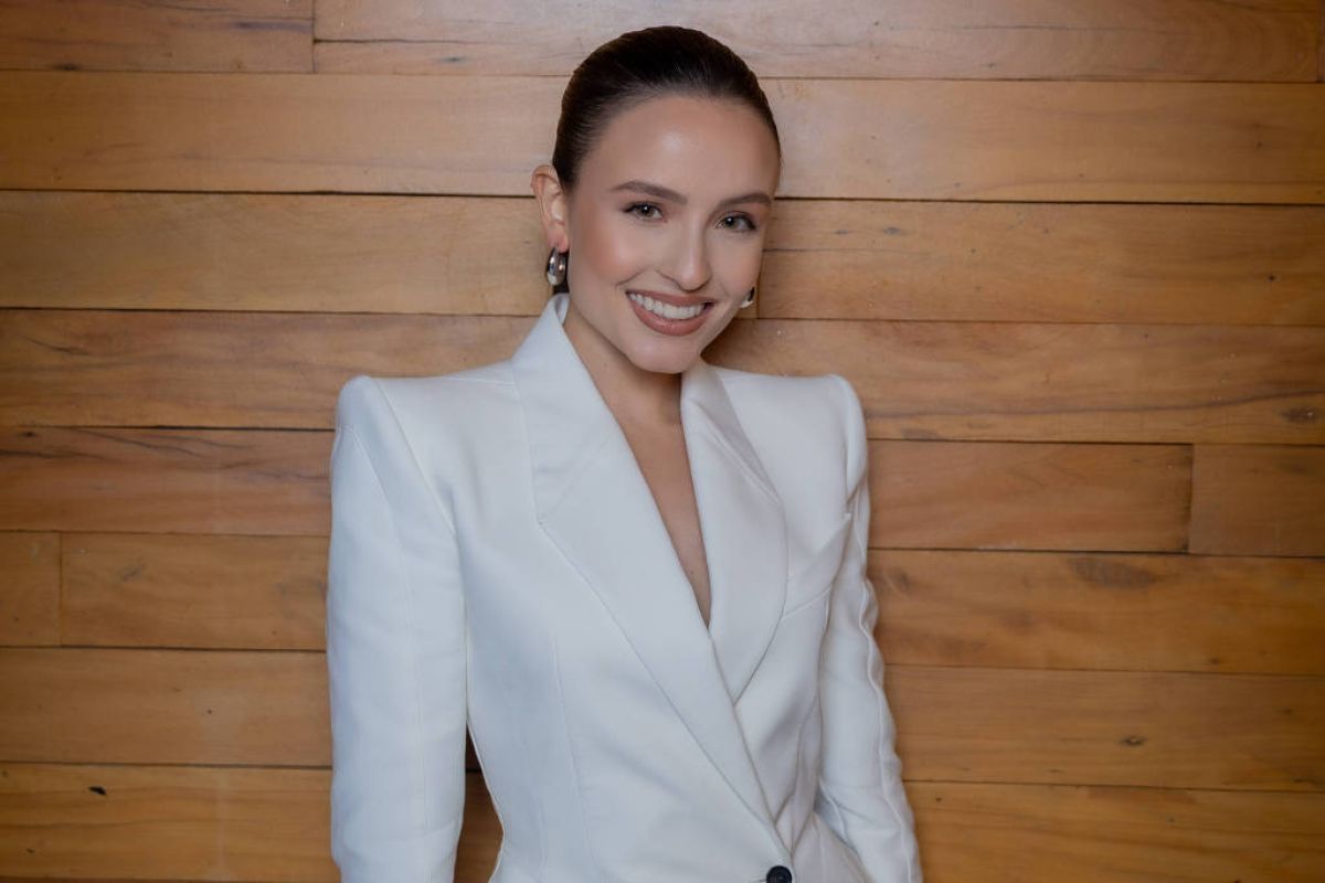 Larissa Manoela reage a crítica de Sonia Abrão com deboche