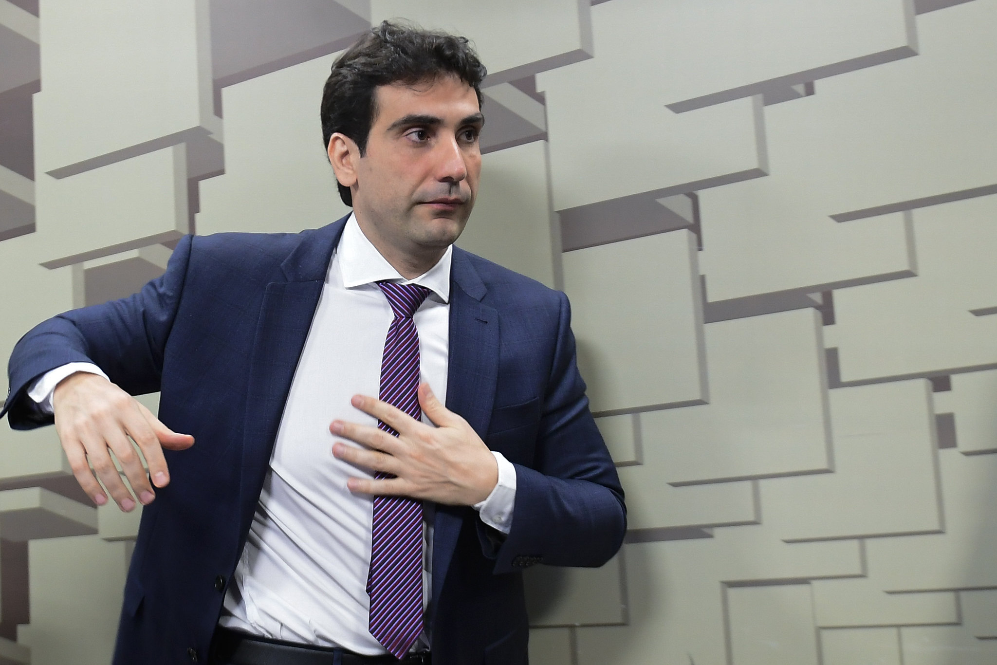 BC divulga carta para justificar descumprimento da meta de inflação