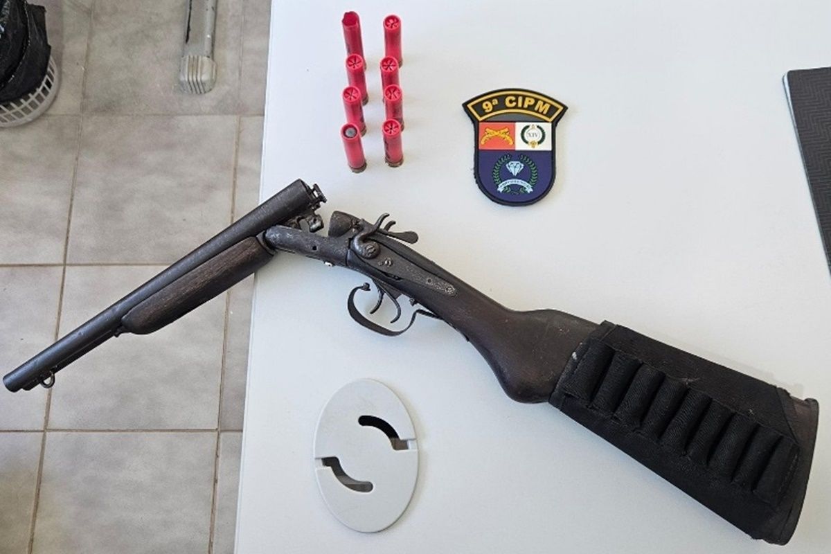 Garota de 16 anos mata namorado com facadas após ameaça