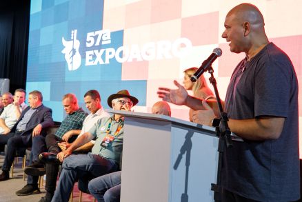 Fala do prefeito Abílio Brunini durante abertura da Expoagro nesta sexta