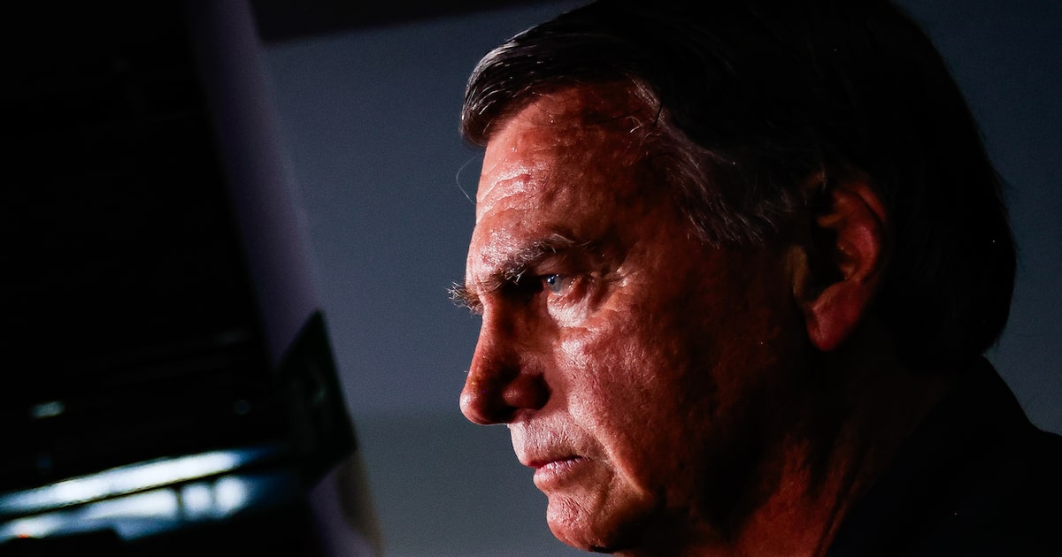 Oposição se reúne com Bolsonaro na Câmara e monta estratégia para enfrentar Moraes; saiba como será
