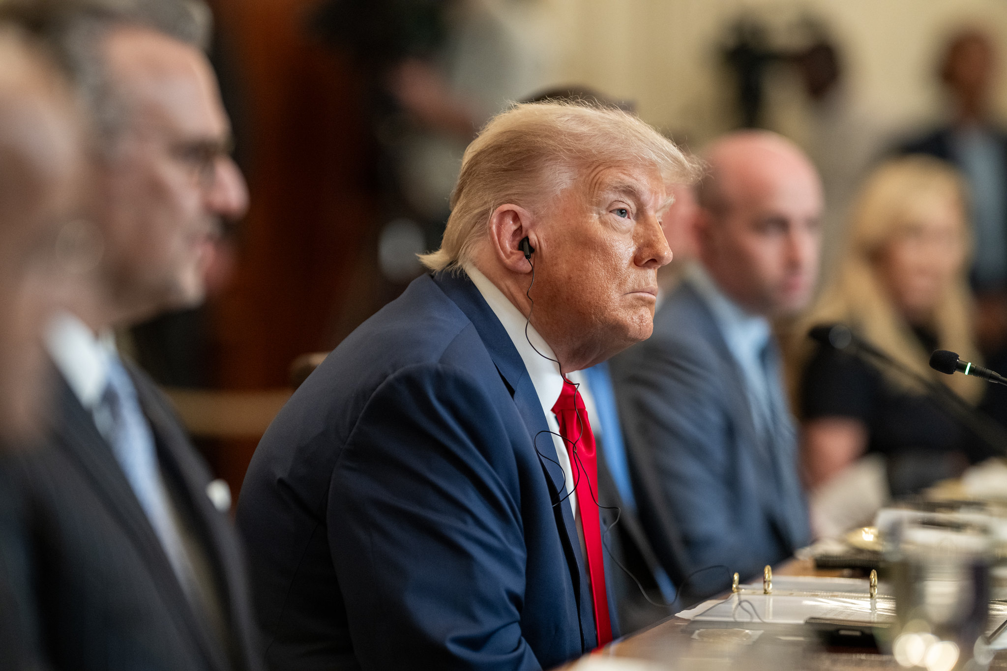 Suprema Corte autoriza Trump a demitir funcionários da Educação
