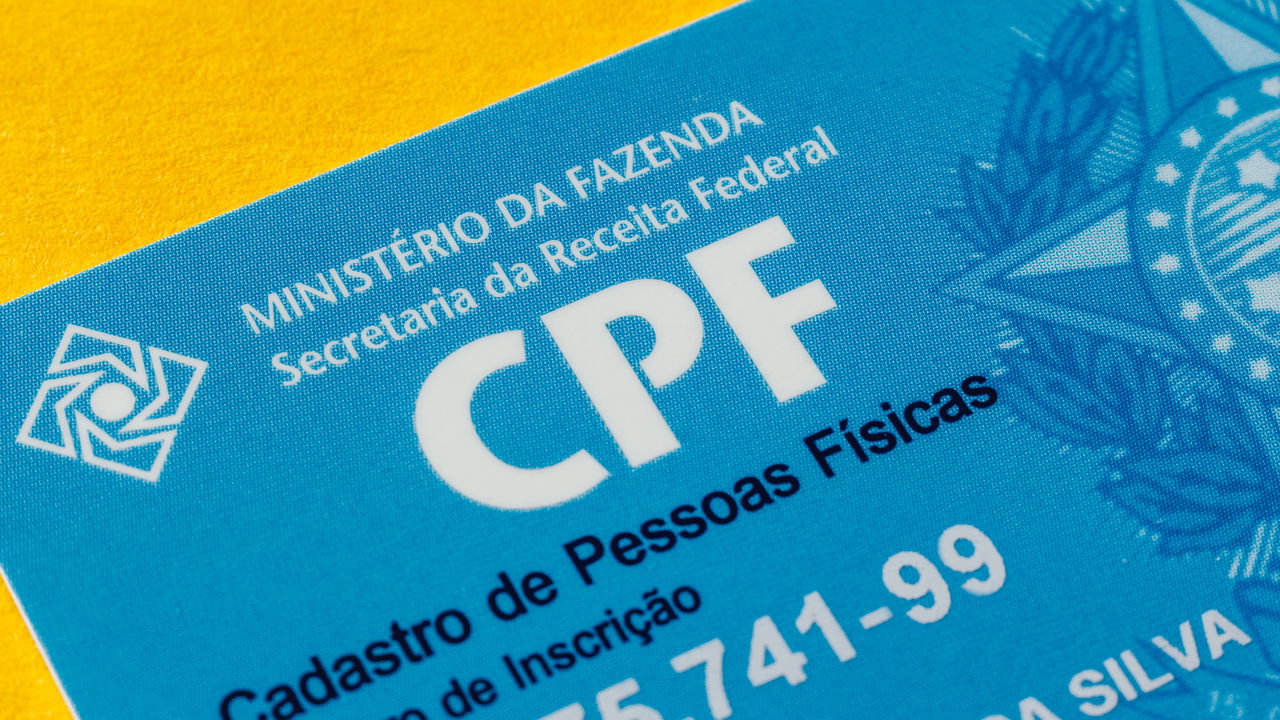 Brasileiros ganham dinheiro apenas pedindo CPF na nota