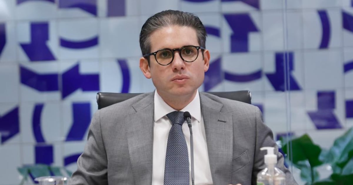 Hugo Motta rebate críticas e explica por que barrou comissões durante recesso parlamentar