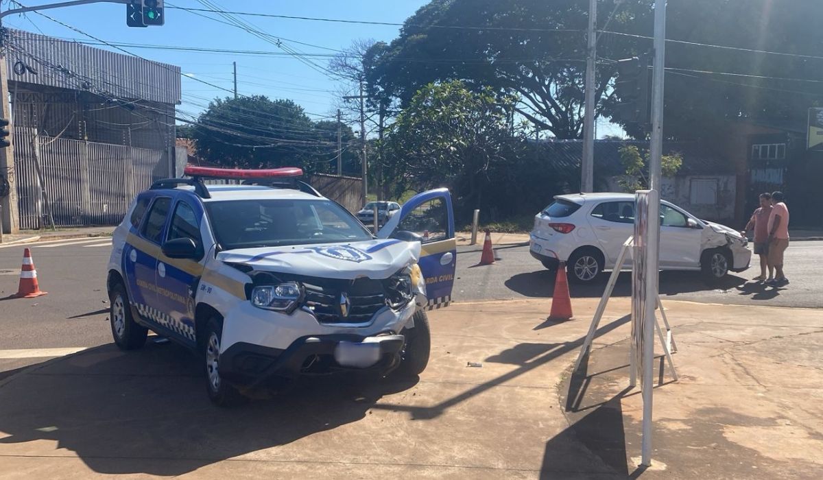 GCMs sofrem acidente durante deslocamento em Campo Grande