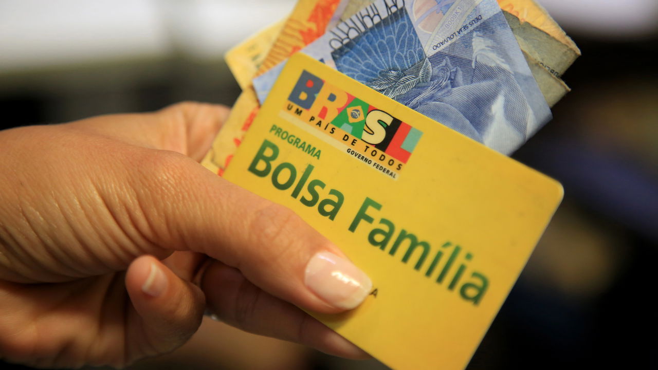 Confira as datas do Bolsa Família por final de NIS