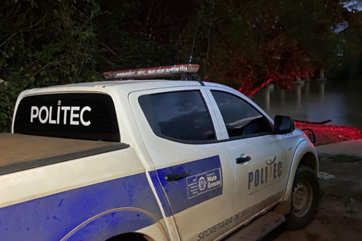 Jovem é morto a tiros enquanto jantava com a esposa em MT