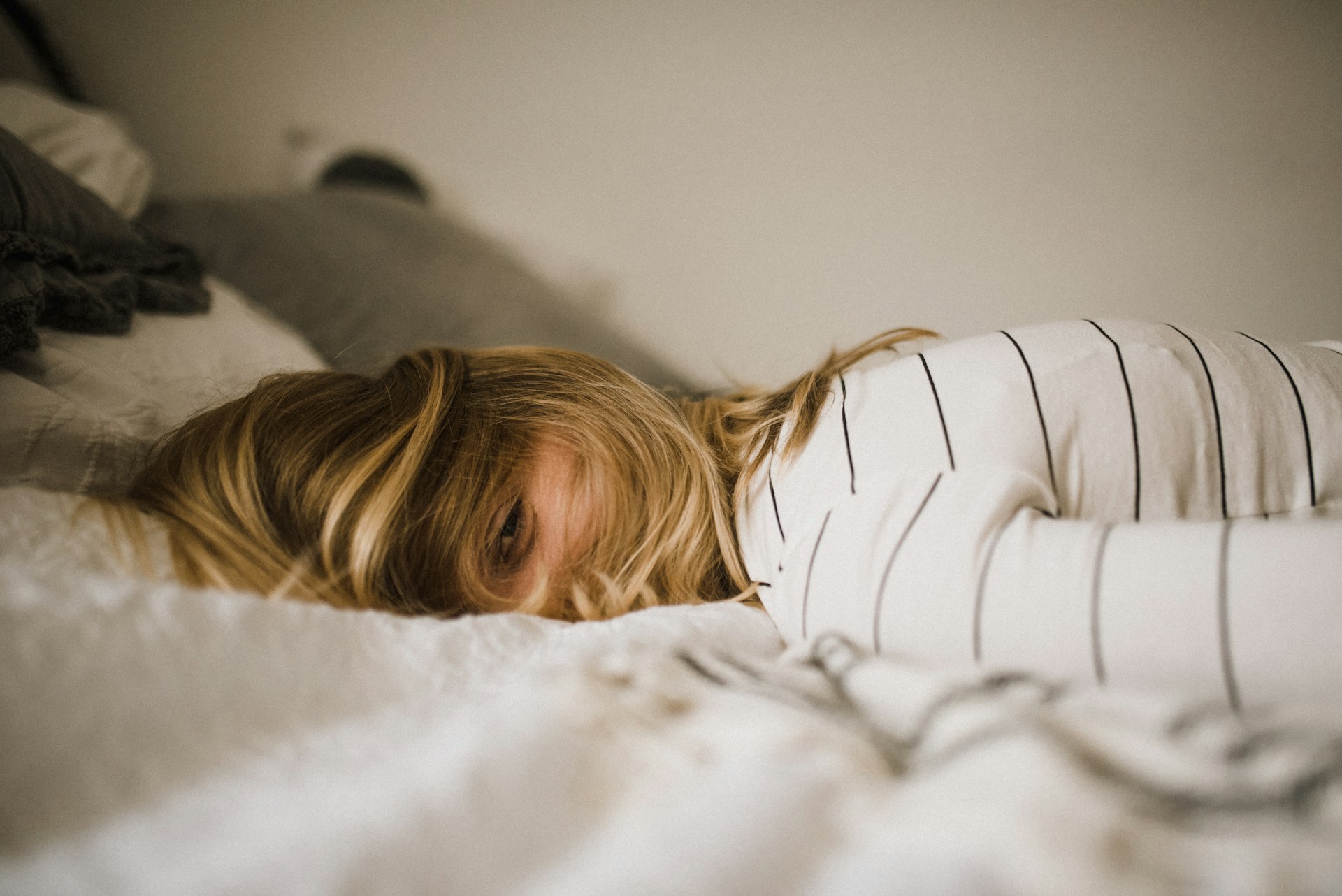 Entenda a importância do sono para crianças e adolescentes | Vida Saudável