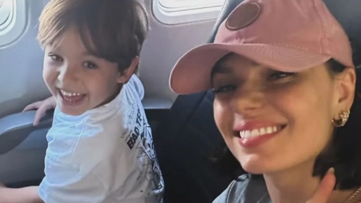 Isis Valverde é questionada sobre viajar sem o filho