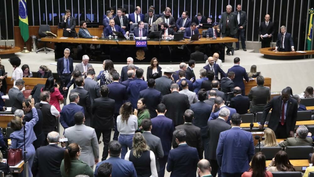 Câmara aprova projeto para tornar Lei de Incentivo ao Esporte permanente