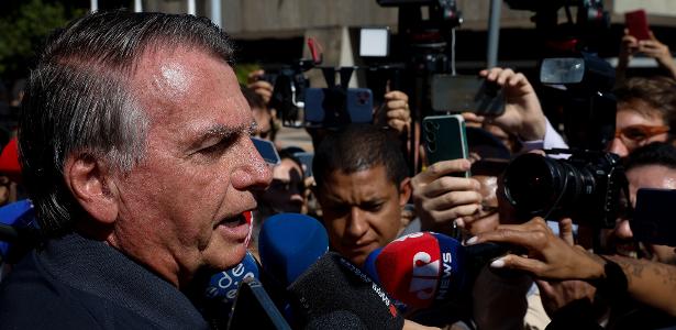 Governo posta 'sextou com S de soberania' após Bolsonaro ser alvo da PF