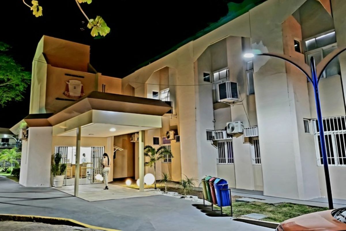 Câmara apura conduta de vereador que quebrou isopor de ambulante em Corumbá