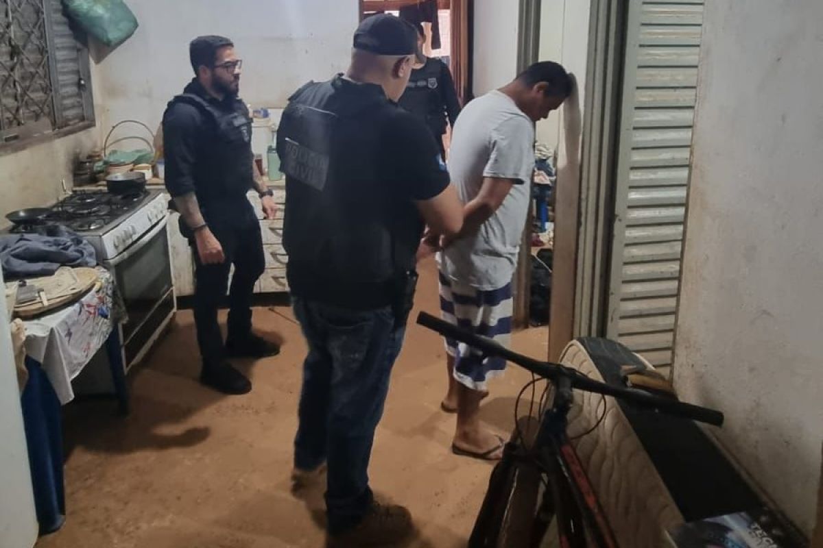 Polícia prende suspeitos de homicídio em São José dos Quatro Marcos