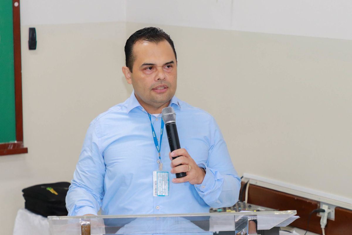 Adriane desiste de comitê gestor e anuncia médico no comando da Sesau