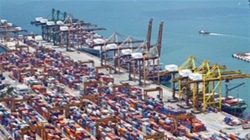 Cautela política e ajuste externo influenciam mercados