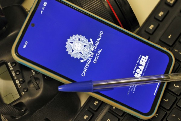 Das mais de 600 oportunidades de emprego em Cuiabá, 10 são para pessoas sem experiência