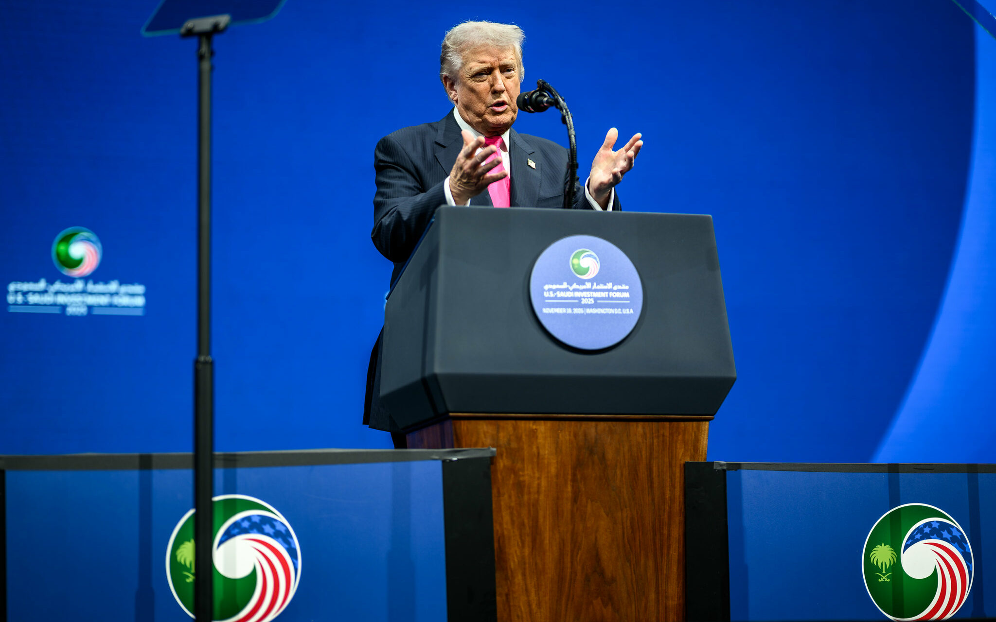 Retrospectiva: o dia em que Trump estabeleceu o tarifaço aos produtos brasileiros