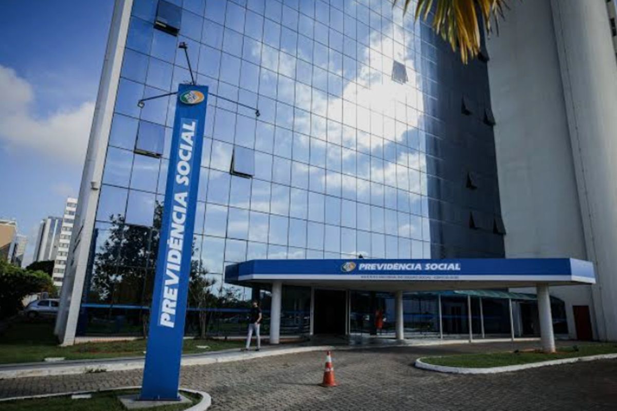 Aposentadoria fica mais distante em 2026 com avanço automático da reforma da Previdência