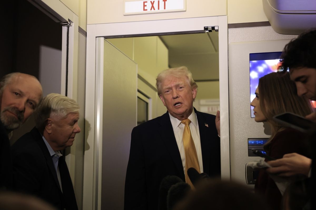 Após atacar a Venezuela, Trump ameaça realizar operação militar na Colômbia