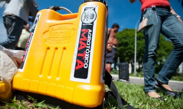 Agrotóxicos estão mais nocivos em todo o mundo, aponta estudo