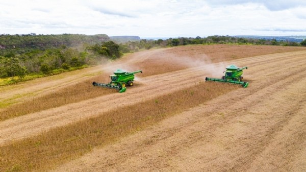 Ministério vê risco “elevadíssimo’ para agro com crise no Irã e regra da China para fertilizante