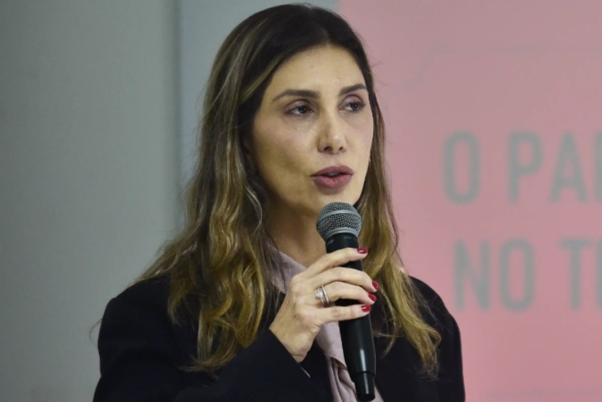 Juíza mantém prisão de PM e esposa acusados em esquema