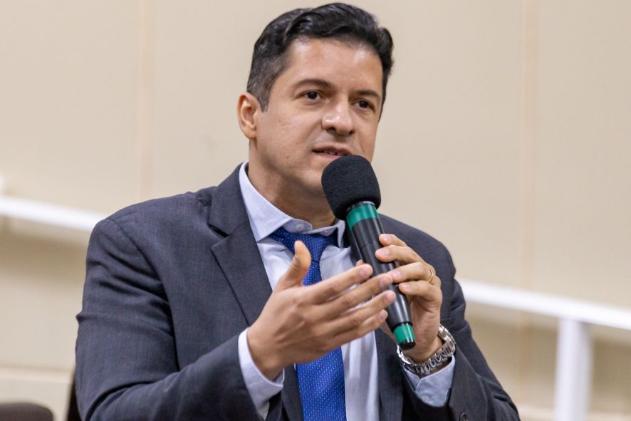 Juiz cobra extratos e manda auditar contas do Shopping Popular