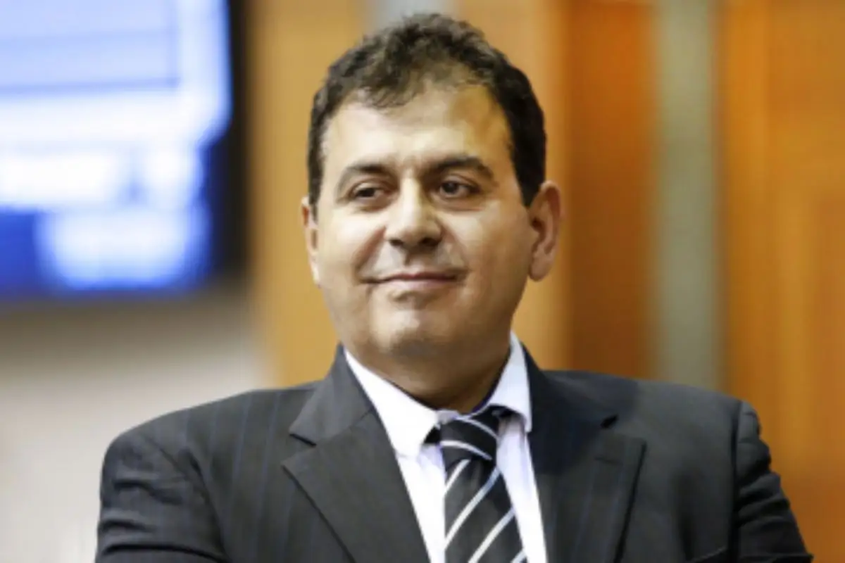 Justiça decreta prisão de ex-deputado por dívida de R$ 140 mil