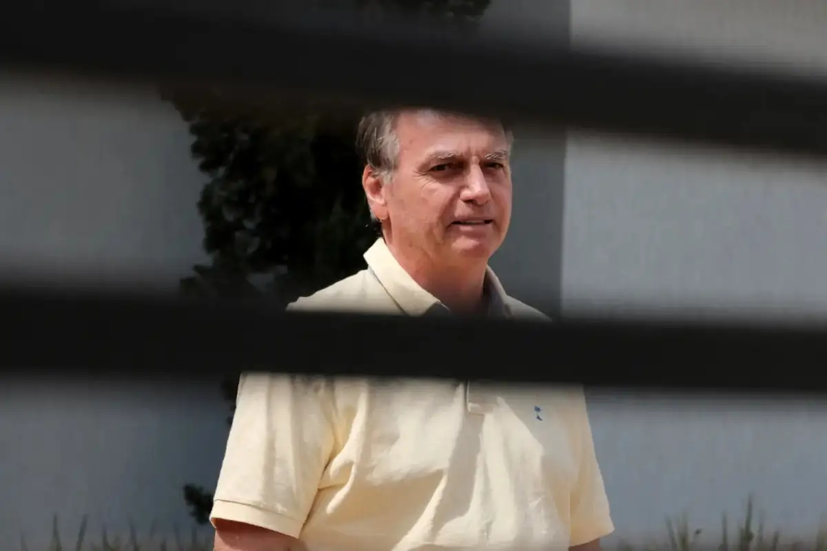 Defesa de Bolsonaro pede ao STF anulação de condenação de 27 anos