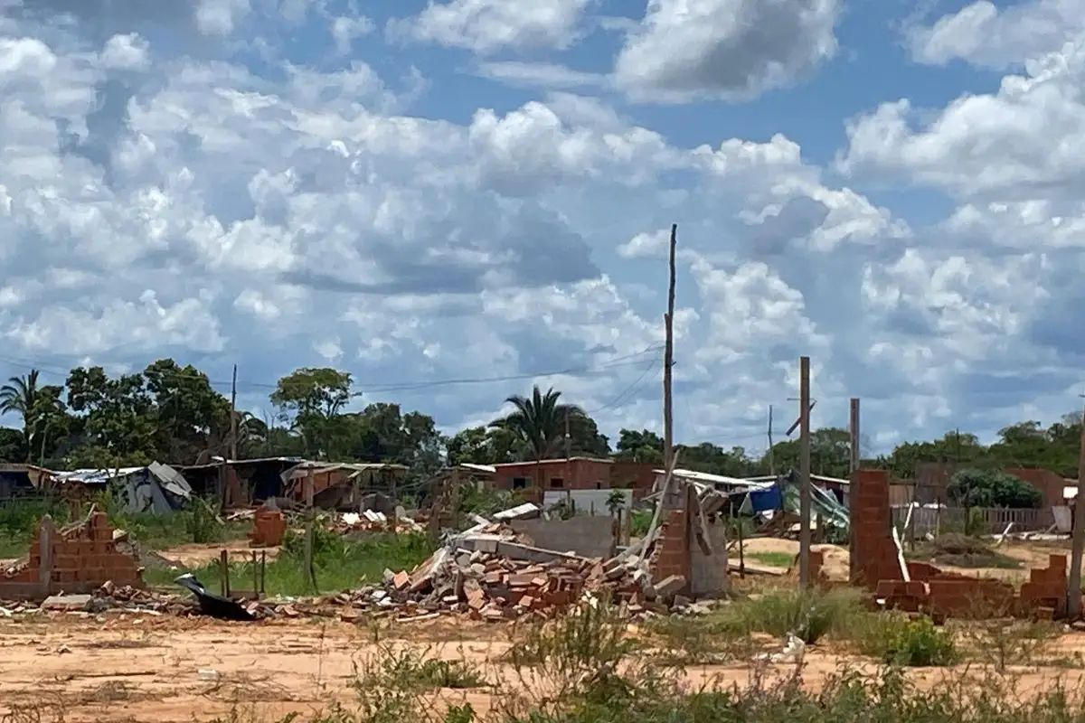 Audiência entre donos e ocupantes de terras no Contorno Leste é adiada
