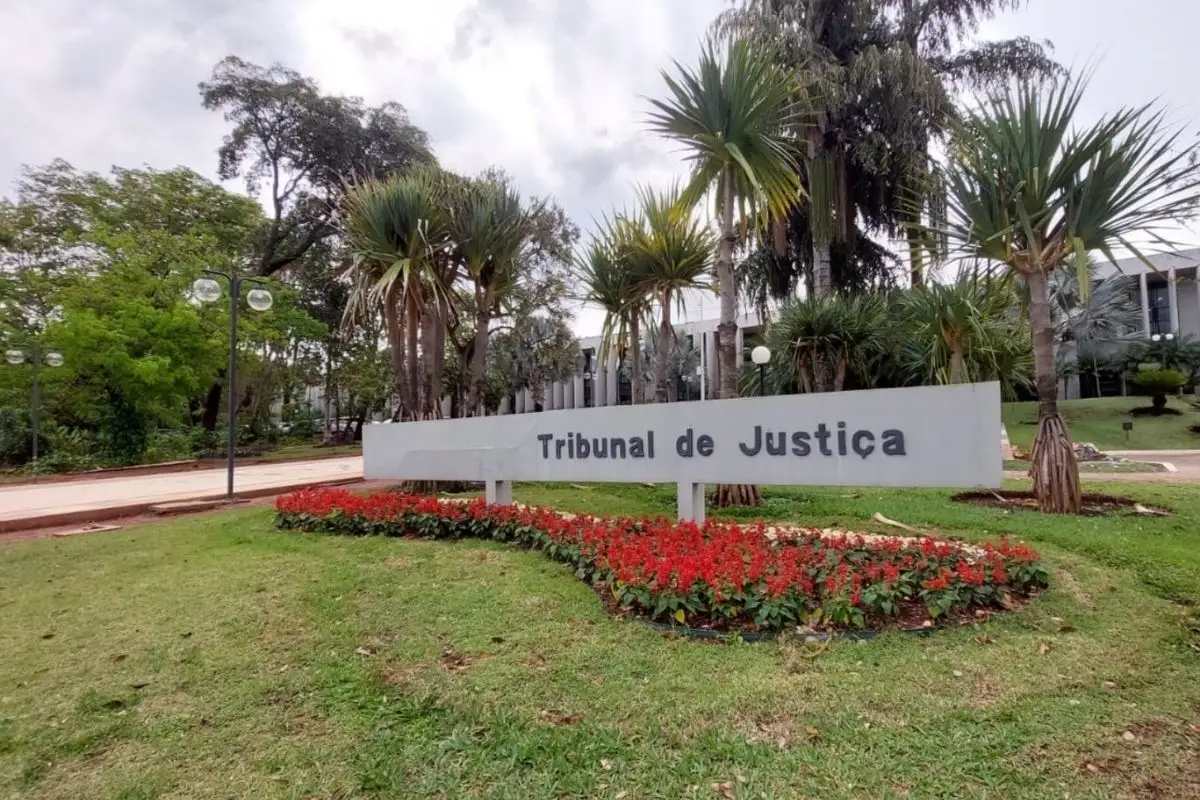 Alems aprova projeto com mais de 300 cargos comissionados no Judiciário