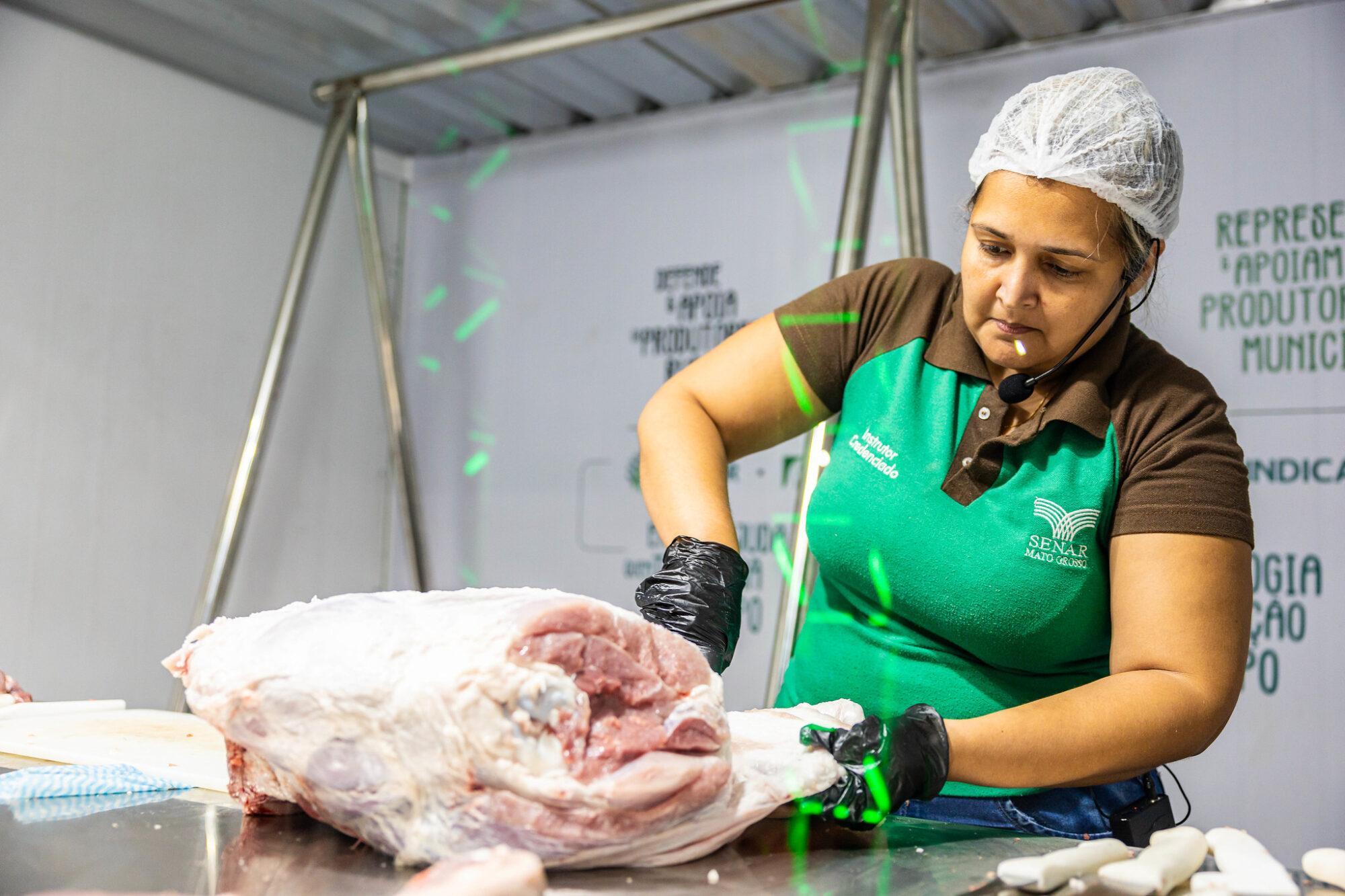 Sistema Famato | Sistema Famato/Senar MT leva conhecimento sobre carnes bovina e suína em eventos no interior do estado