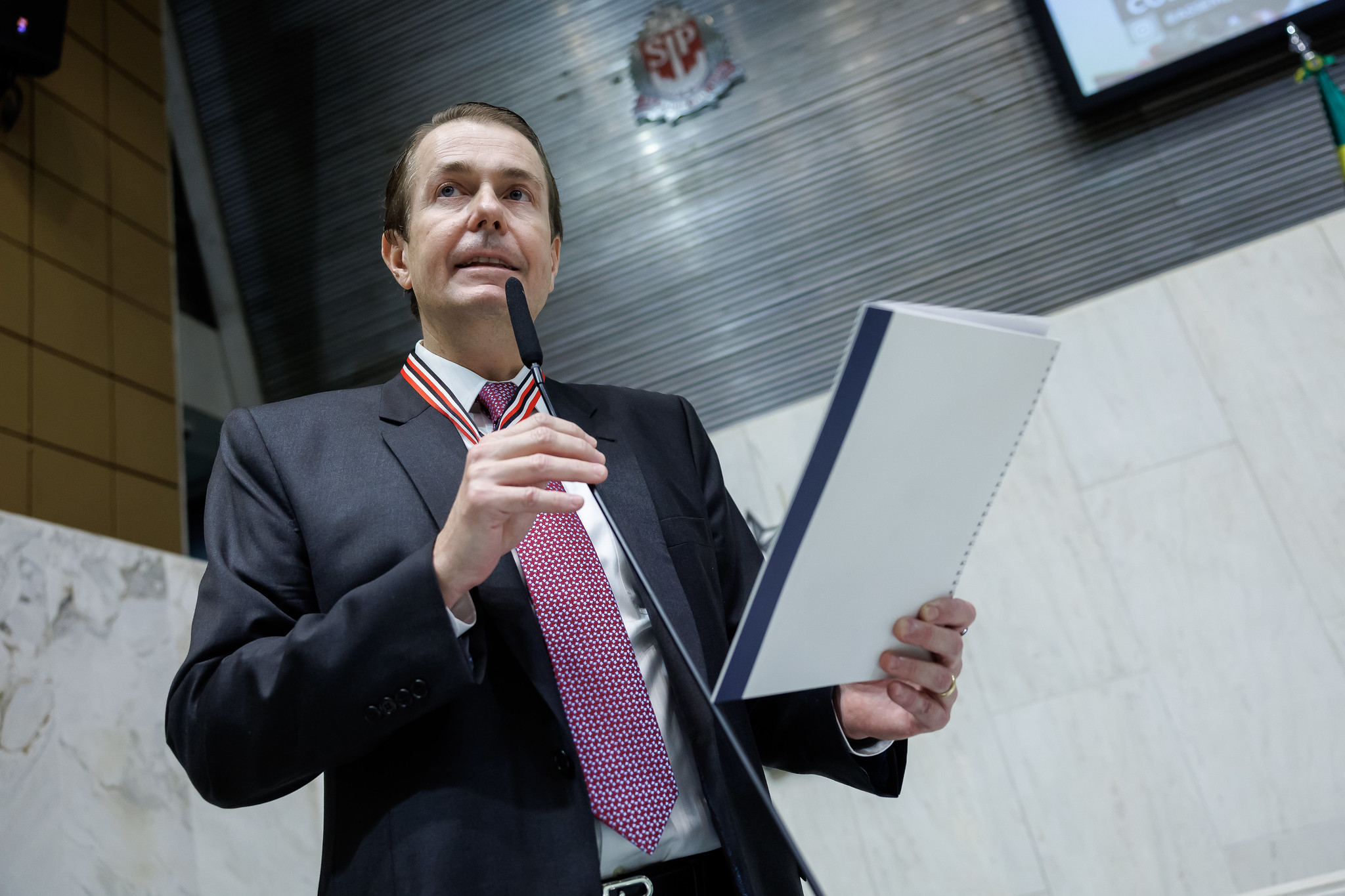 Juro elevado “está matando as empresas”, afirma Ricardo Lacerda