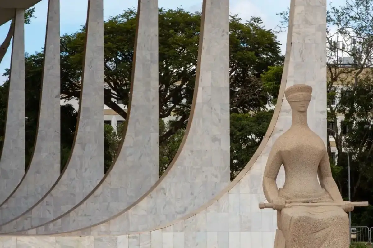 Estátua "A Justiça" em frente ao Supremo Tribunal Federal (STF). (Foto: Fabio Rodrigues-Pozzebom/ Agência Brasil/Arquivo)