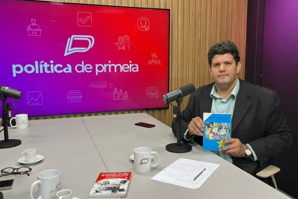 Historiador Wagner Cordeiro Chagas durante entrevista ao podcast Política de Primeira