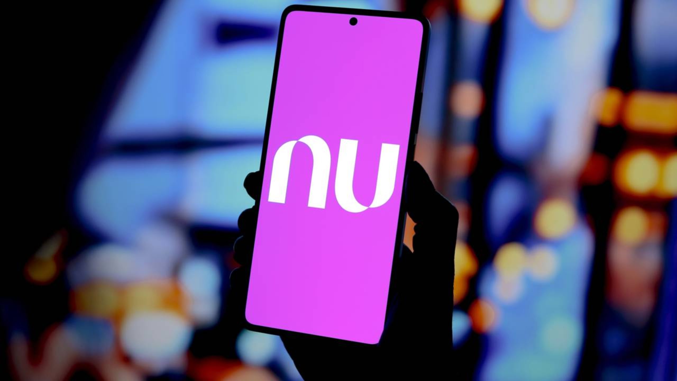 Nubank faz importante comunicado para todos os seus clientes com contas ativas