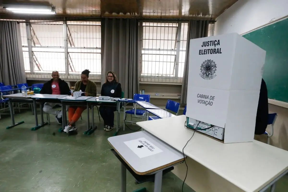 cabine de votação eleições