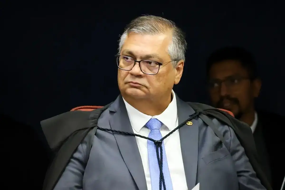 Flávio Dino envia à PF explicações de Valdemar e Kassab sobre emendas