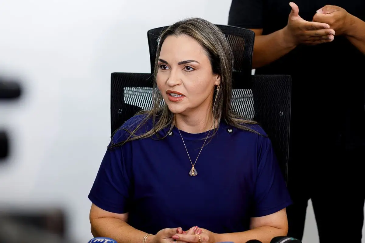 Vice-prefeita Vânia assumirá prefeitura na ausência do Abilio. - Foto: Renan Oliveira