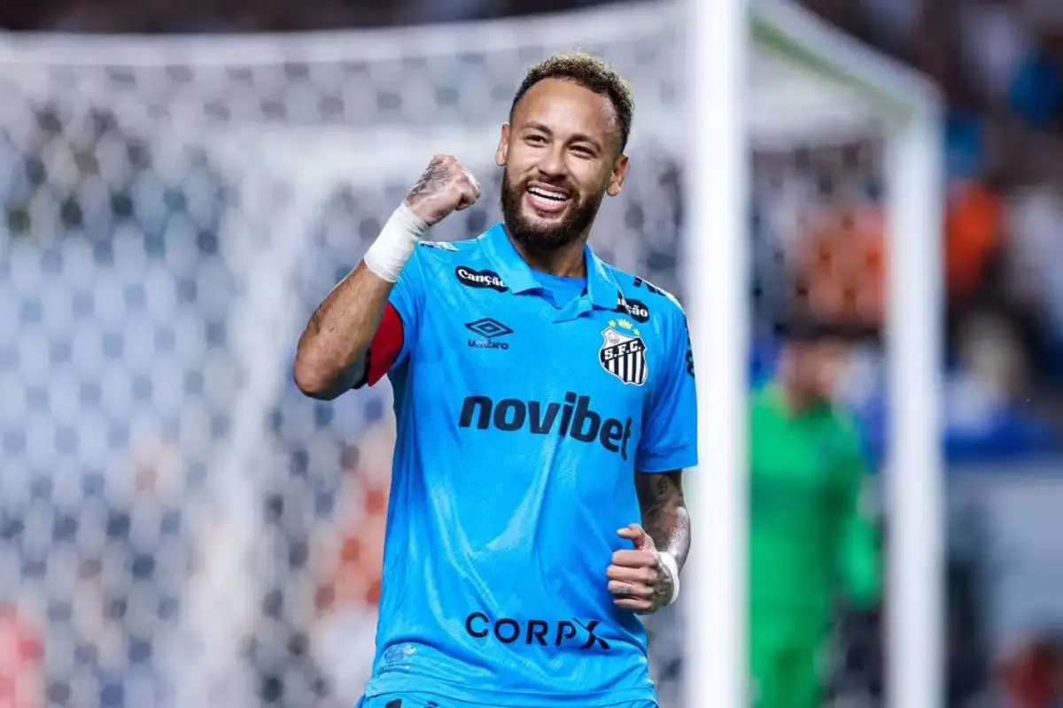 Veja vídeo: Neymar ironiza torcida e provoca dirigentes do Remo após classificação