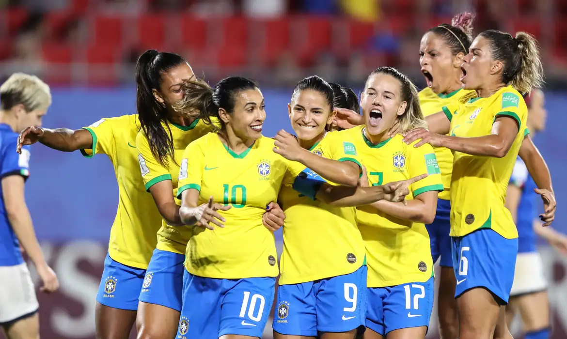 Brasileirão e Copa do Brasil vão parar por 31 dias durante Mundial Feminino de 2027