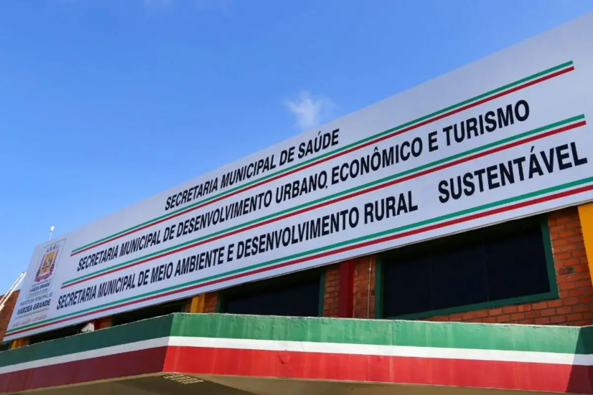Em crise financeira, Prefeitura de Várzea Grande suspender férias de servidores da Saúde por 6 meses