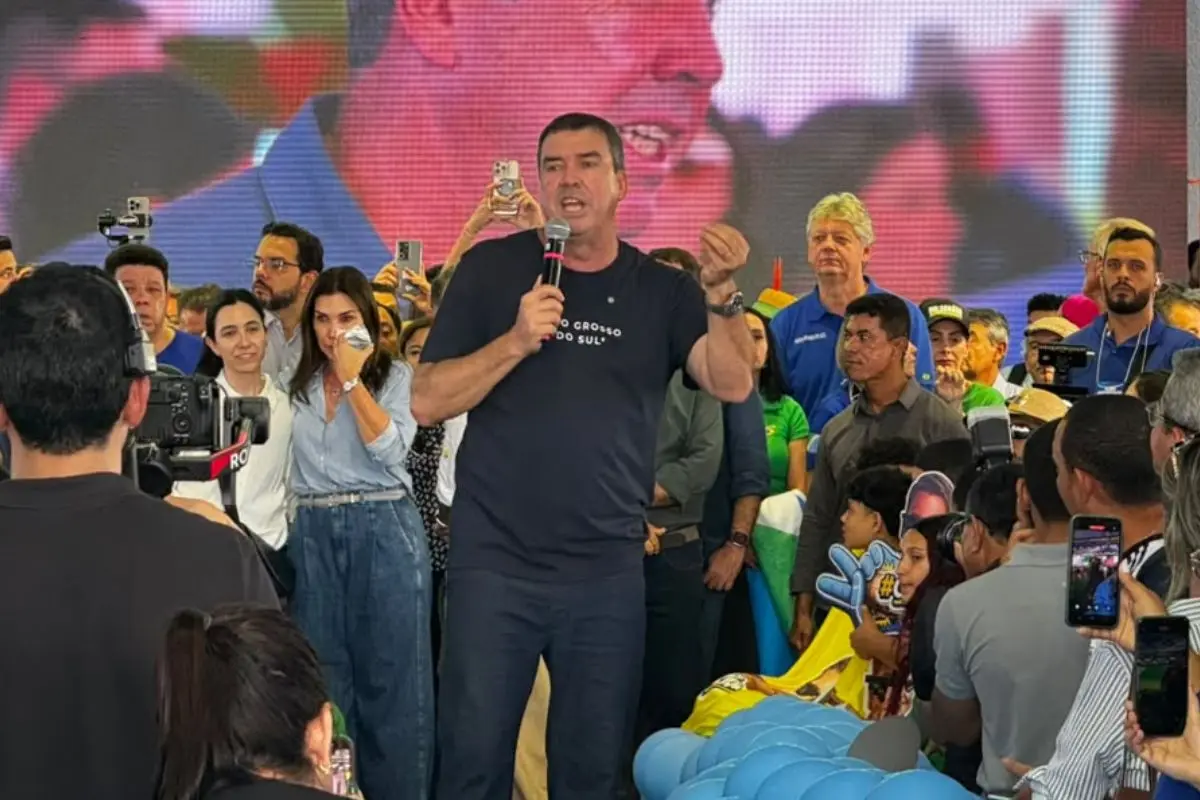 Ao lado de Tereza Cristina e Azambuja, governador Eduardo Riedel oficializa candidatura à reeleição