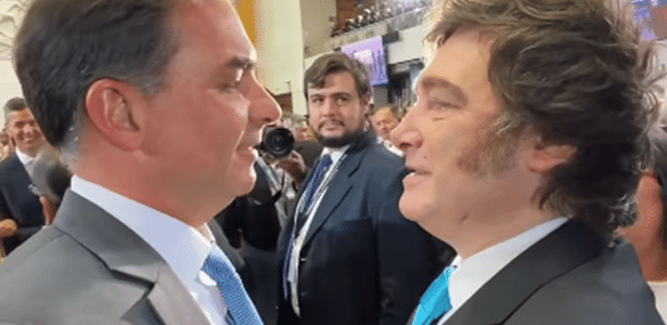 Governo Milei confirma fuga de Flávio Bolsonaro pela Argentina