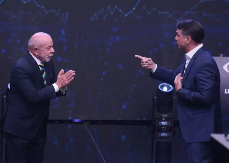 Lula e Flávio disputam a eleição para presidente